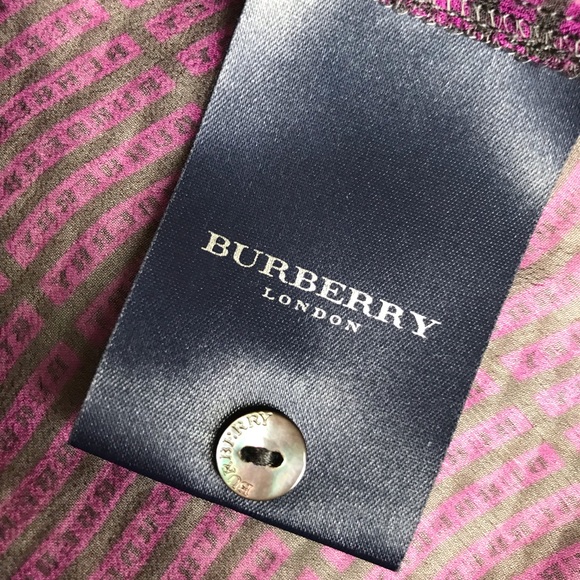Burberry Silk - Picture 4 of 13